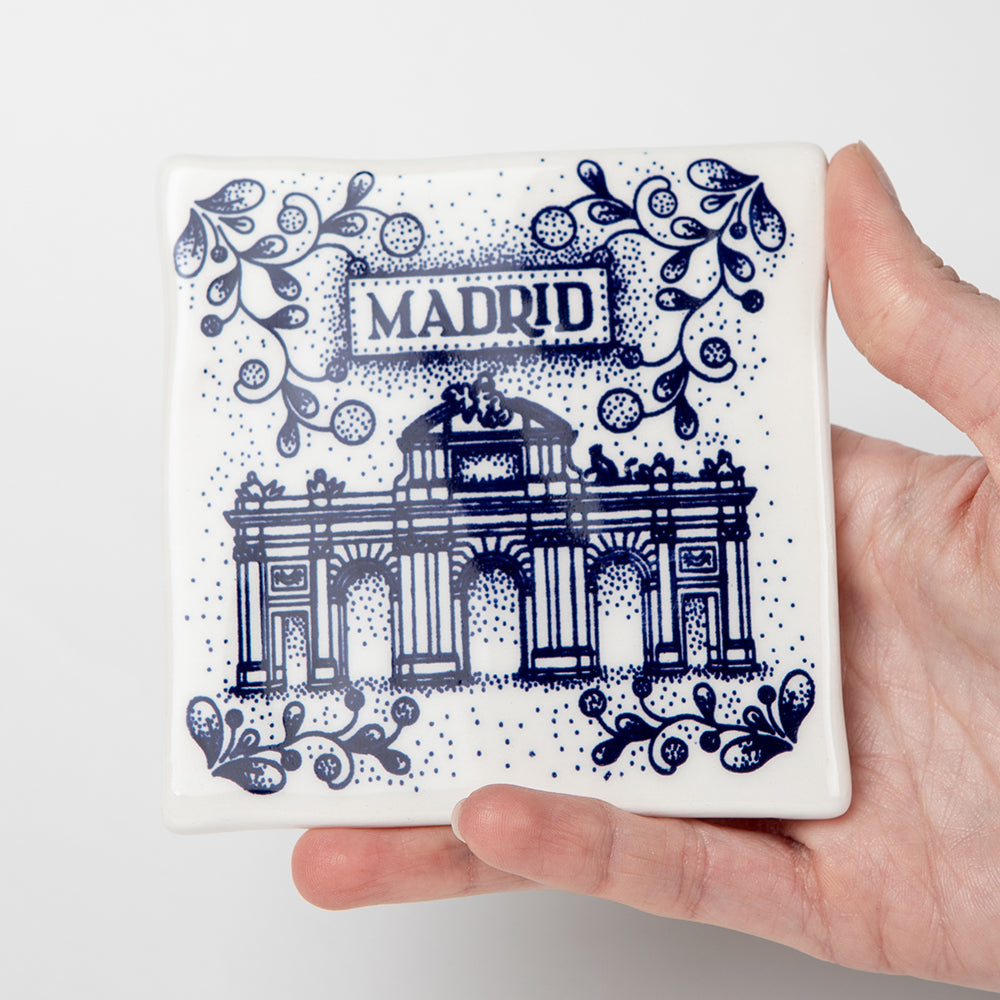 Mini-azulejo 'Puerta de Alcalá'