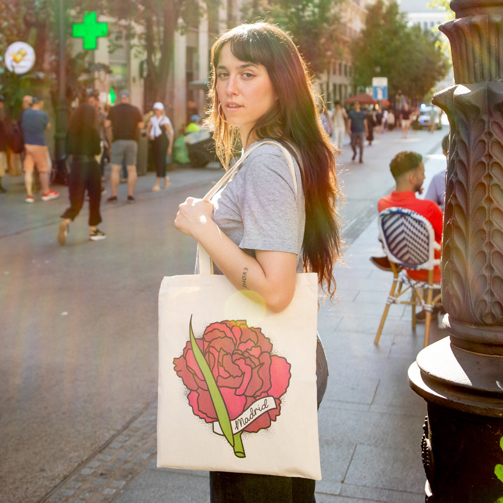 Tote bag 'Clavel madrileño'
